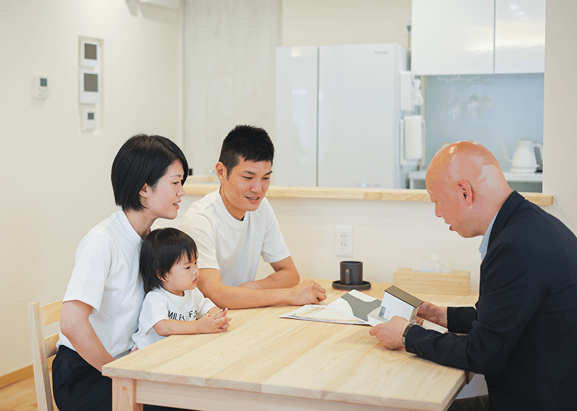 お施主様と　団欒風景　写真