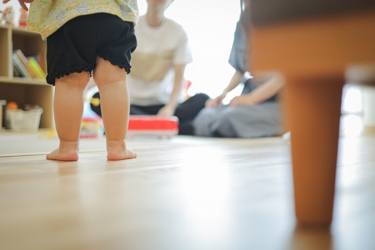 見た目も足ざわりも大切にしたい、床材の選び方